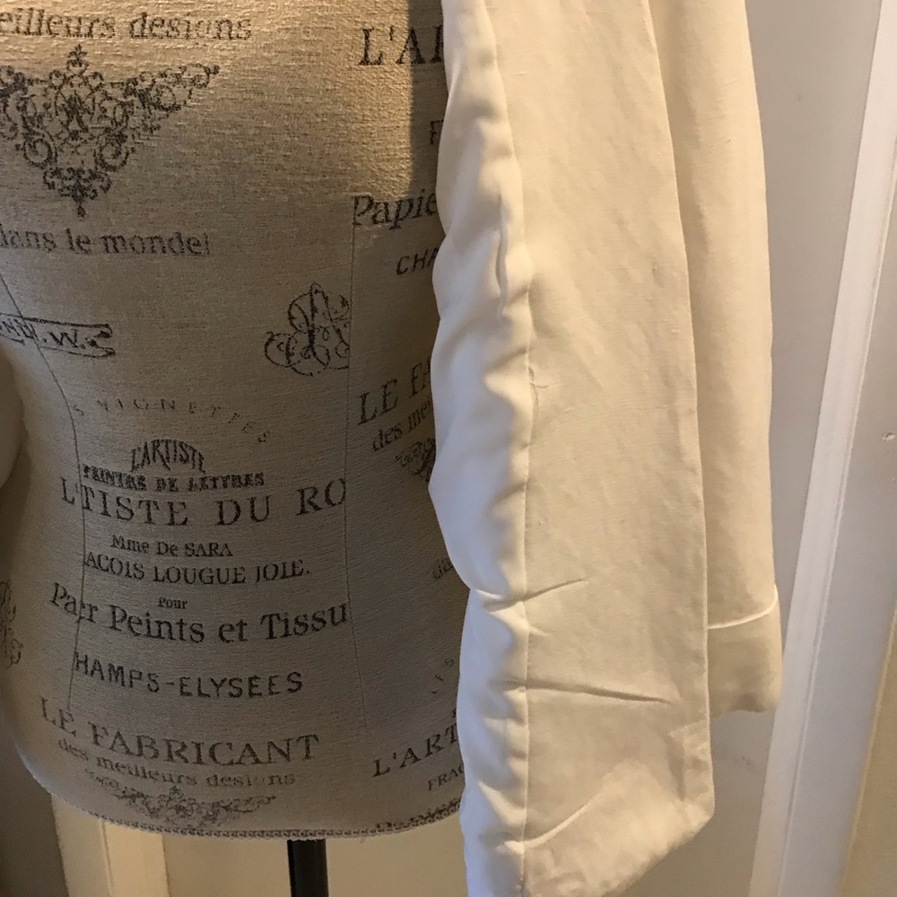 White linen jacket - Picture 5 of 6